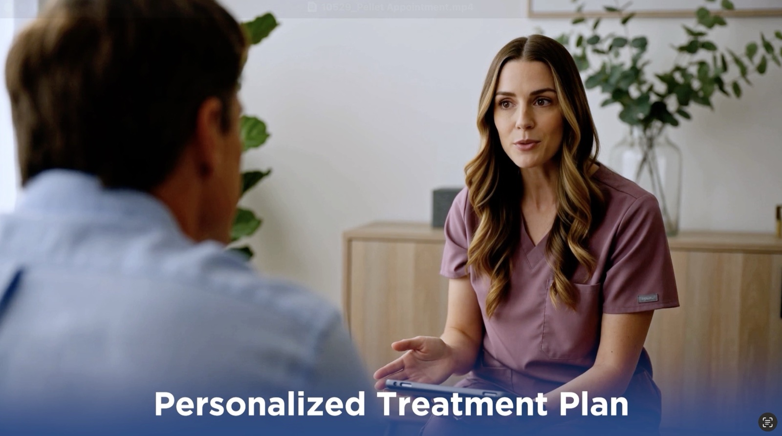 EVEXIAS practitioner consulting with a patient with Personalized Treatment Plan super